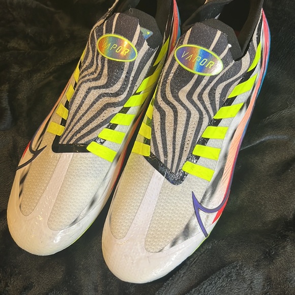 Nike men’s edge vapor elite 360 flyknit football cleats - Picture 9 of 9